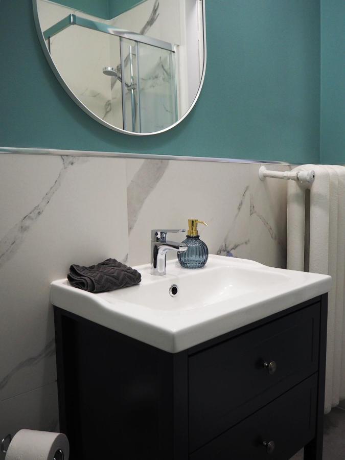 Wawelove Kossak Apt 1 Min To Royal Wawel Castle! Free Parking Apartment Красков Екстериор снимка